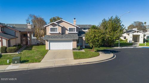 1217 Iris Ct, Lompoc, CA, 93436-3250 | Card Image