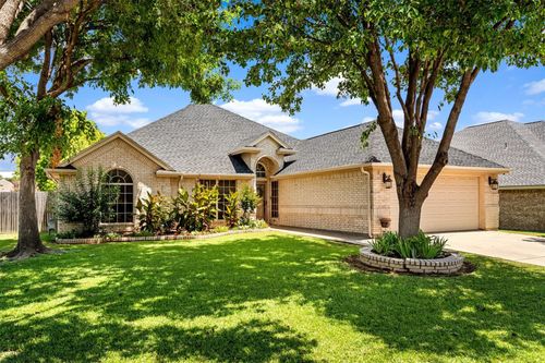 508 Kempson Ct, Saginaw, TX, 76179-6302 | Card Image