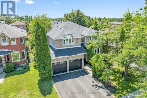 359 Cundles Rd W, Barrie, ON, L4N7C8 | Card Image