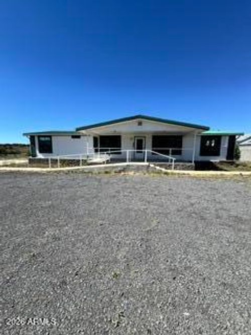 46804 N 7th Street, Ash Fork, AZ, 86320 | Card Image