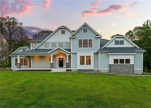 105 Princess Pine Dr, East Greenwich, RI, 02818 | Card Image