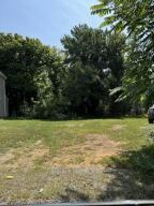 411 5th St Nw, Roanoke, VA, 24016-1807 | Card Image