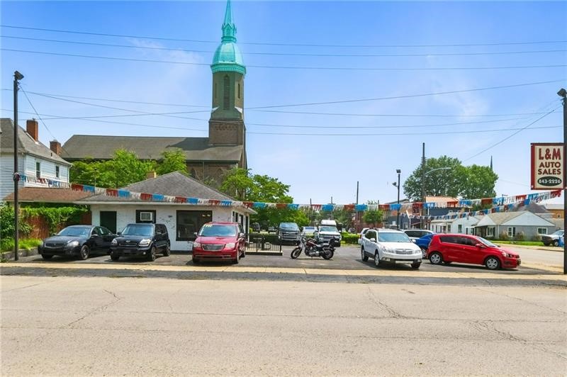 Commercial Sale in New Brighton 4