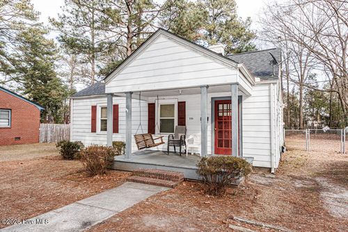 936 W Haven Blvd, Rocky Mount, NC, 27803-1918 | Card Image