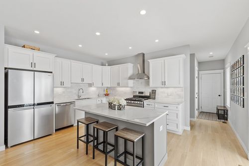 7-7 Baldwin Ct, Harvard, MA, 01451-1516 | Card Image