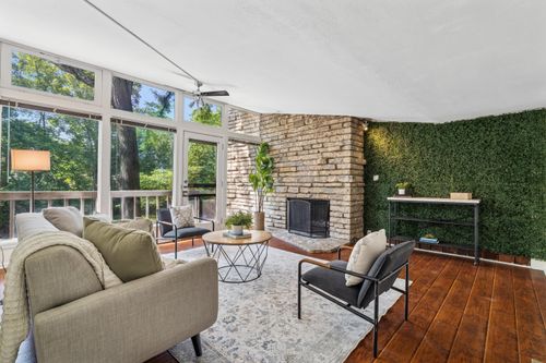 a-2109 W 5th Ave, Marble Cliff, OH, 43212-1976 | Card Image