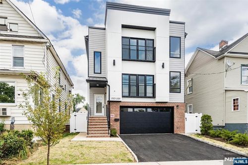 223 Monroe Ave, Plainfield, NJ, 07063-1344 | Card Image