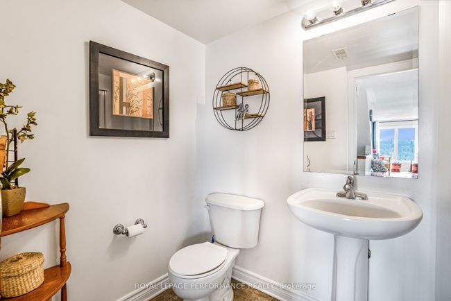 B - 433 Chapman Mills Dr, Condo with 2 bedrooms, 3 bathrooms and 1 parking in Nepean ON | Image 7