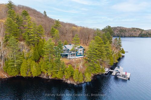800 Big Island, Huntsville, ON, P1H2J2 | Card Image