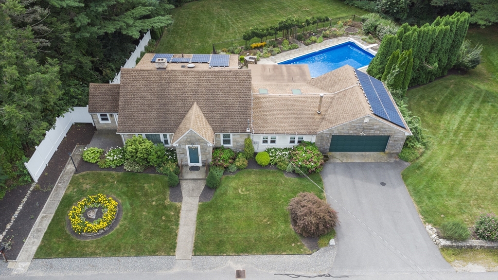 Oak Pond Ave, Millbury, MA 01527