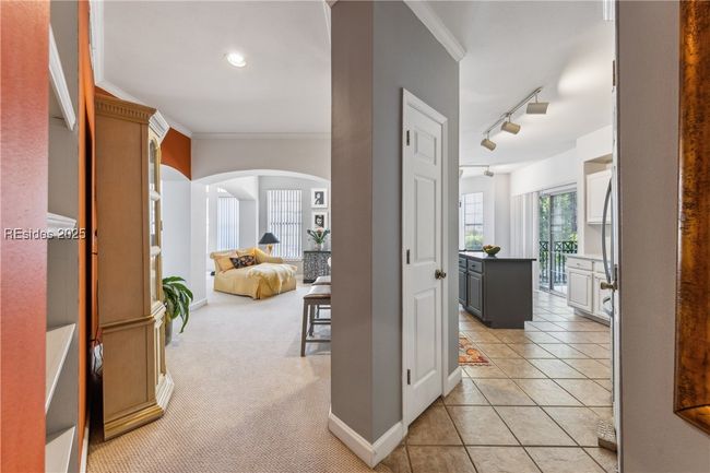 APT-1922 - 4 Indigo Run Dr, Condo with 3 bedrooms, 2 bathrooms and null parking in Hilton Head Island SC | Image 19