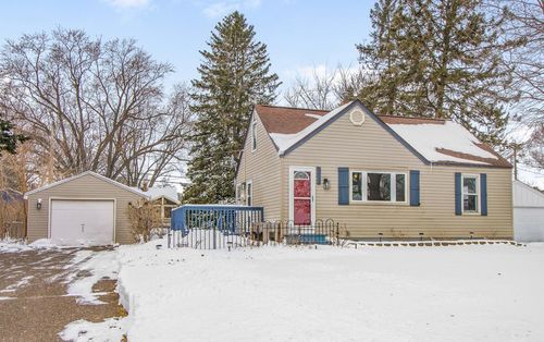 5357 Raymond Ave, Mounds View, MN, 55112-4752 | Card Image