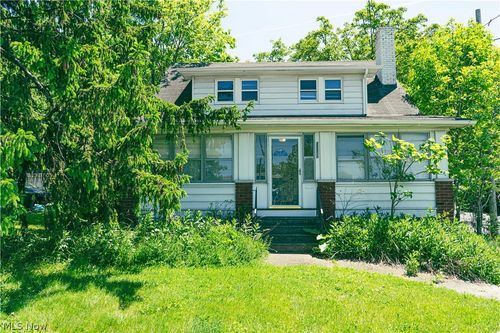 21950 Euclid Ave, Euclid, OH, 44117-1553 | Card Image