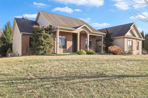 6273 Boulder Dr, Flushing, MI, 48433-3538 | Card Image