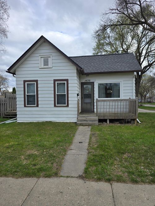 1426 13th Ave S, Fargo, ND, 58103-3917 | Card Image