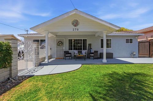 279 D St, Chula Vista, CA, 91910-1804 | Card Image