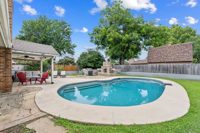 Pool has been maintained so well! You can be swimming on closing day!! | Image 26