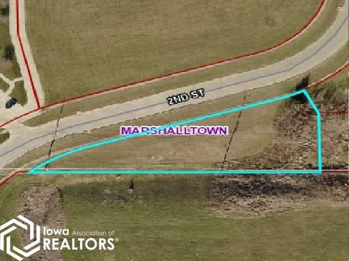 2910 S 2nd Street, Marshalltown, IA, 50158 | Card Image