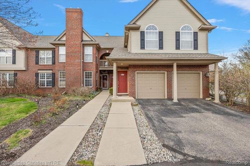 28360 Carlton Way Dr, Novi, MI, 48377-2635 | Card Image