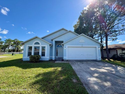 670 Americana Blvd Nw, PALM BAY, FL, 32907-2801 | Card Image