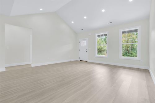 557 Bill Lattimore Rd, Chesnee, SC, 29323-9223 | Card Image