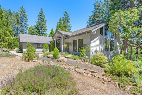 928 Bear Run, Arnold, CA, 95223-7667 | Card Image