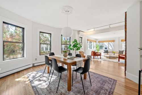 4-17 Gray St, Cambridge, MA, 02138-1579 | Card Image