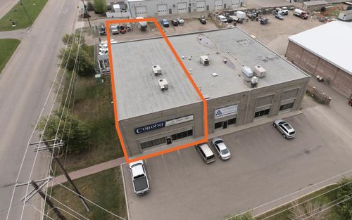 3605 18 Avenue N, Lethbridge, AB, T1H6T2 | Card Image