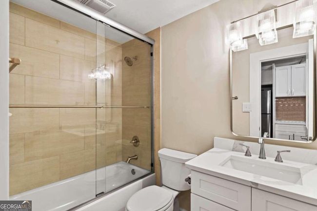 APT-203 - 131 E Broad St, Condo with 1 bedrooms, 1 bathrooms and null parking in Athens GA | Image 6