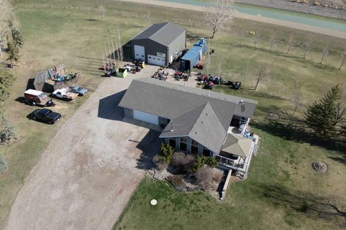 80061 Range Road 205, Rural Lethbridge County, AB, T1J4P4 | Card Image