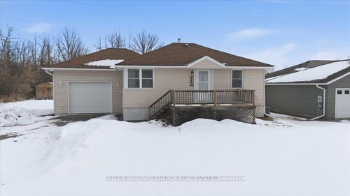 113 West St, Bobcaygeon, ON, K0M1A0 | Card Image