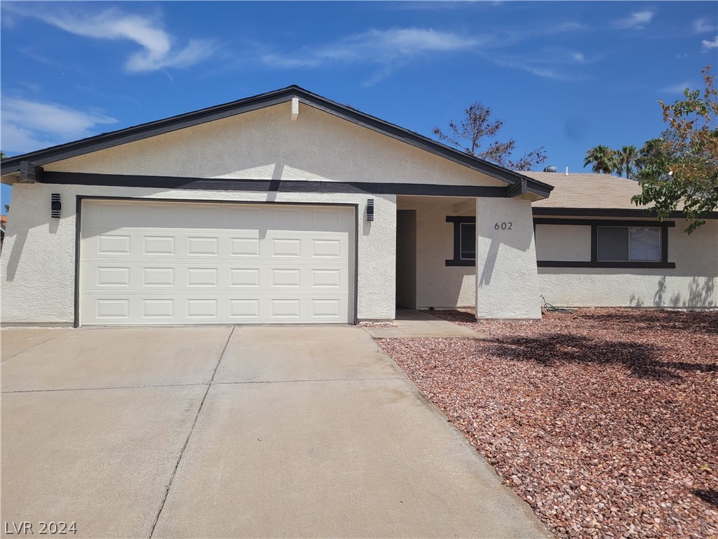 Mosswood Dr, Henderson, NV 89002