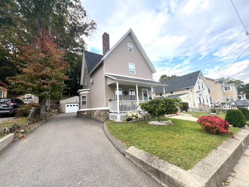 57 Maple St, Norwich, CT, 06360-5407 | Card Image