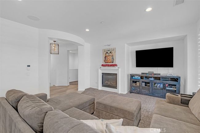 1 - 12452 Benton Dr, Condo with 4 bedrooms, 2 bathrooms and 2 parking in Rancho Cucamonga CA | Image 11