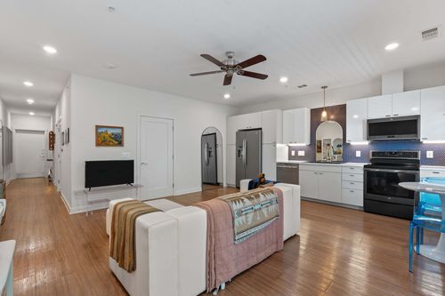 322-4361 S Congress Ave, Austin, TX, 78745-1291 | Card Image