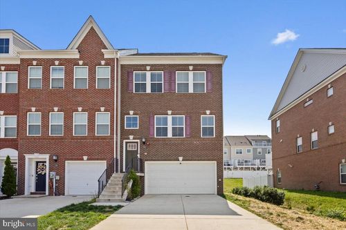 5768 Frederick Douglas Pl, WHITE PLAINS, MD, 20695-4261 | Card Image