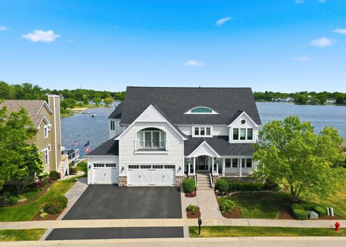 820 Peninsula Dr, Wauconda, IL, 60084-1063 | Card Image