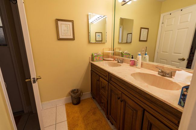 165 Cypress Trce, House other with 4 bedrooms, 3 bathrooms and null parking in Royal Palm Beach FL | Image 36