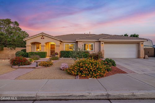 1734 Granville Way, Lancaster, CA, 93535-2927 | Card Image