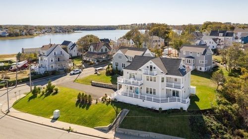 10 Whitehead Ave, Hull, MA, 02045-2734 | Card Image