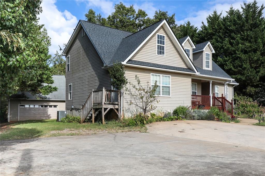 Tommy Irvin Rd, Mount Airy, GA 30563