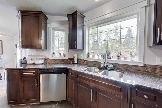 260051 Otter Creek, House other with 3 bedrooms, 2 bathrooms and null parking in Smith AB | Image 4