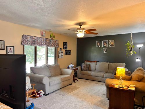 507 N Pine St, Bloomfield, IA, 52537-1125 | Card Image