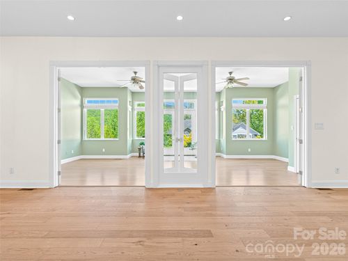 16 Chickadee Ln, Fairview, NC, 28730-6100 | Card Image