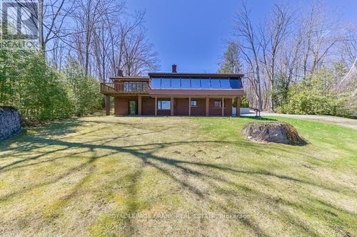 36 Fire Route 36 A, Buckhorn, ON, K0L1J0 | Card Image