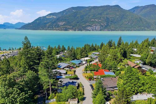 868 Upper Crescent, Britannia Beach, BC, V8B1J2 | Card Image