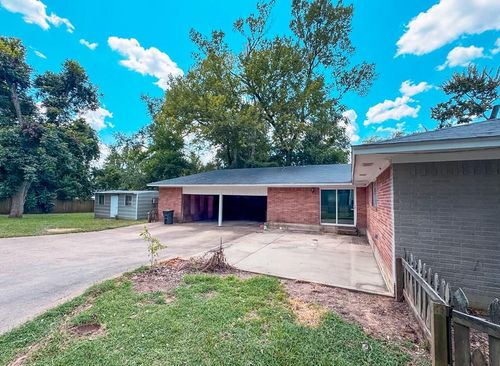 106 Ezell St, Palestine, TX, 75801-7610 | Card Image