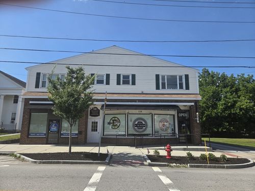7-118 Elm St, Millbury, MA, 01527-2646 | Card Image
