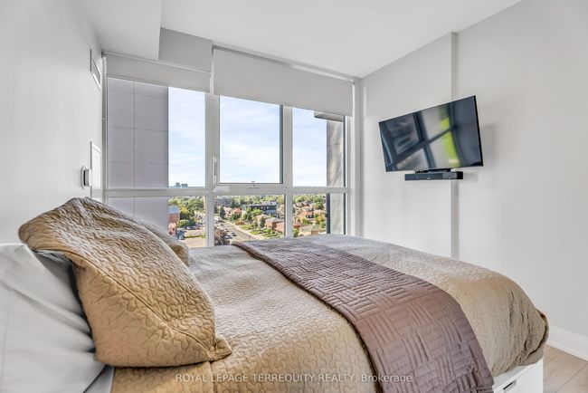 910 - 1461 Lawrence Ave W, Condo with 3 bedrooms, 3 bathrooms and null parking in Toronto ON | Image 18
