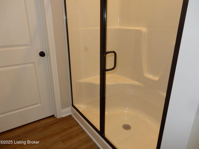 195 Bullitt Creek Dr, Condo with 2 bedrooms, 2 bathrooms and null parking in Shepherdsville KY | Image 14
